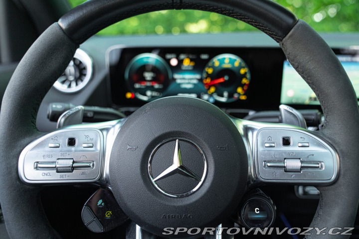 Mercedes-Benz A AMG GLA 45 S 2022
