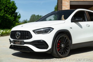 Mercedes-Benz A AMG GLA 45 S 2022