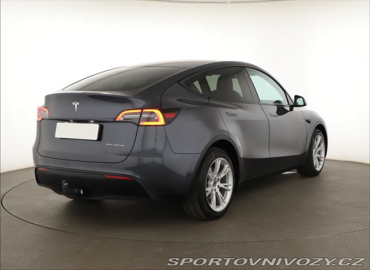 Tesla Model Y Long Range AWD 79kWh 2022