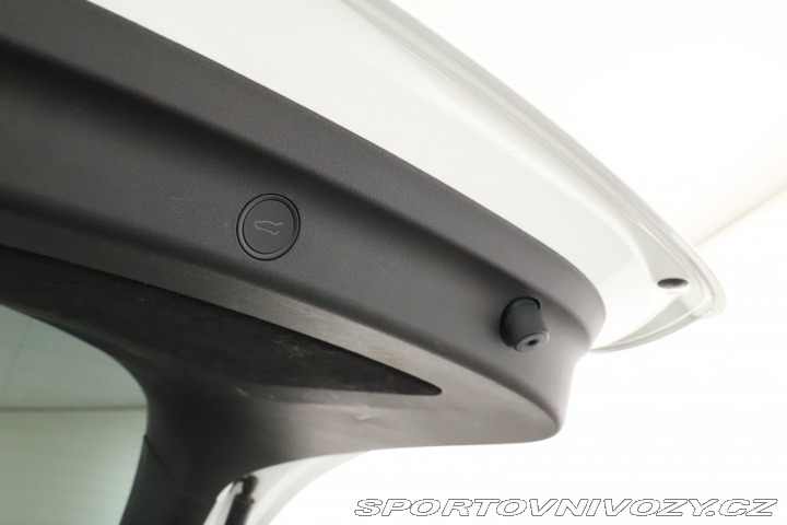 Tesla Model Y RWD LFP 60kWh 2023