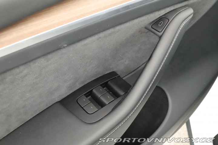 Tesla Model Y RWD LFP 60kWh 2023
