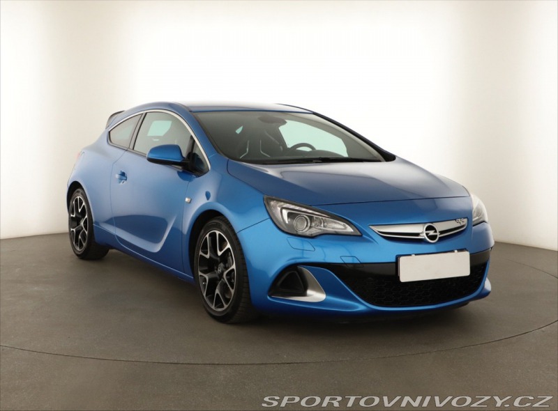 Opel Astra 2.0 Turbo OPC