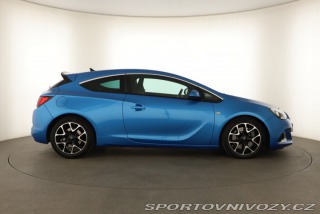 Opel Astra 2.0 Turbo OPC 2012