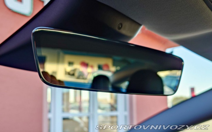 Tesla Model 3 Standard Range Plus 208 k 2022