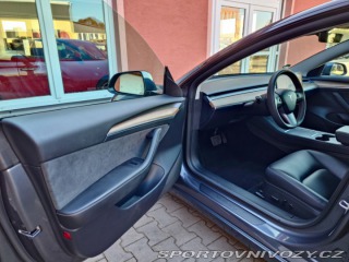 Tesla Model 3 Standard Range Plus 208 k 2022