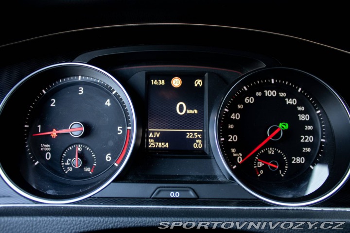 Volkswagen Golf 2.0 TDI GTD DSG / 135kW 2015