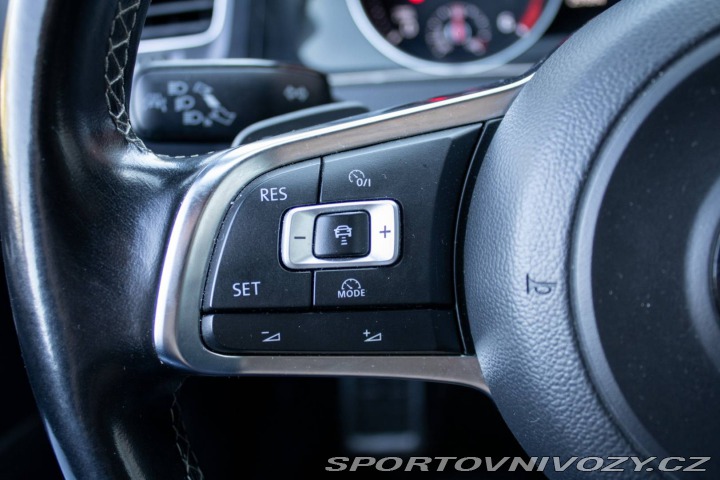 Volkswagen Golf 2.0 TDI GTD DSG / 135kW 2015