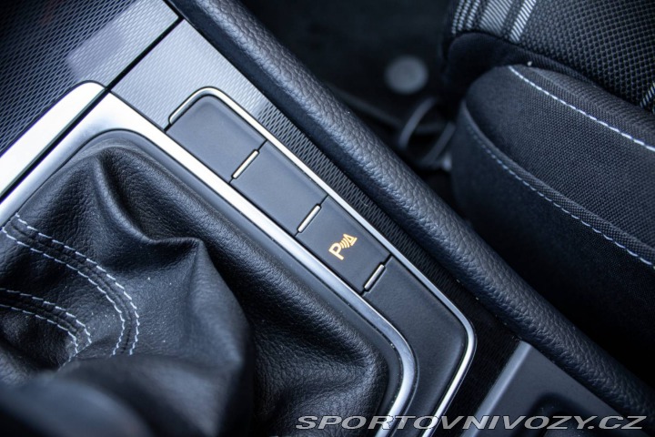 Volkswagen Golf 2.0 TDI GTD DSG / 135kW 2015
