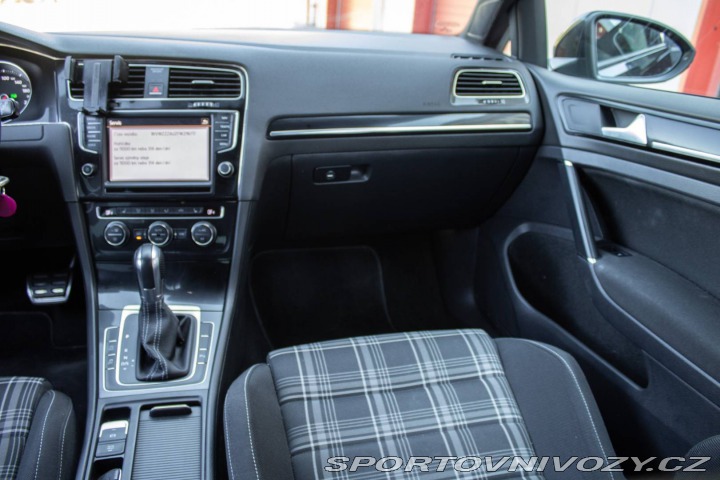Volkswagen Golf 2.0 TDI GTD DSG / 135kW 2015