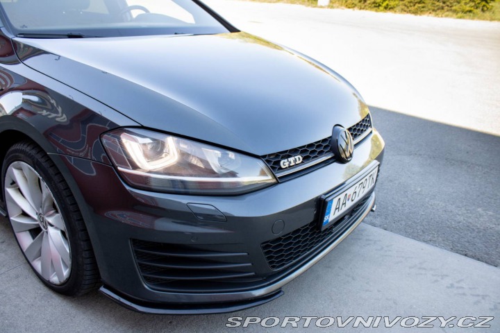 Volkswagen Golf 2.0 TDI GTD DSG / 135kW 2015