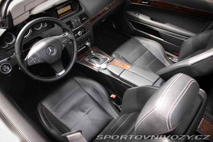 Mercedes-Benz E Kabriolet  220 CDI A/T / 2011