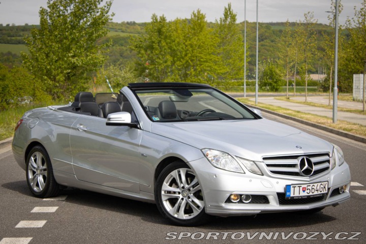 Mercedes-Benz E Kabriolet  220 CDI A/T / 2011