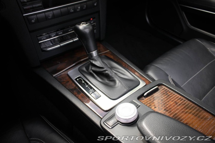 Mercedes-Benz E Kabriolet  220 CDI A/T / 2011