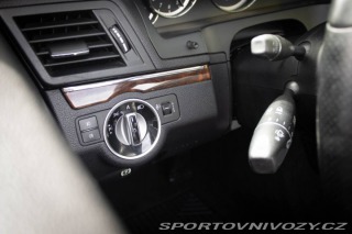 Mercedes-Benz E Kabriolet  220 CDI A/T / 2011