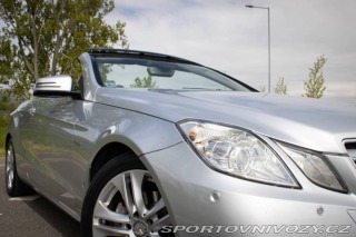 Mercedes-Benz E Kabriolet  220 CDI A/T / 2011