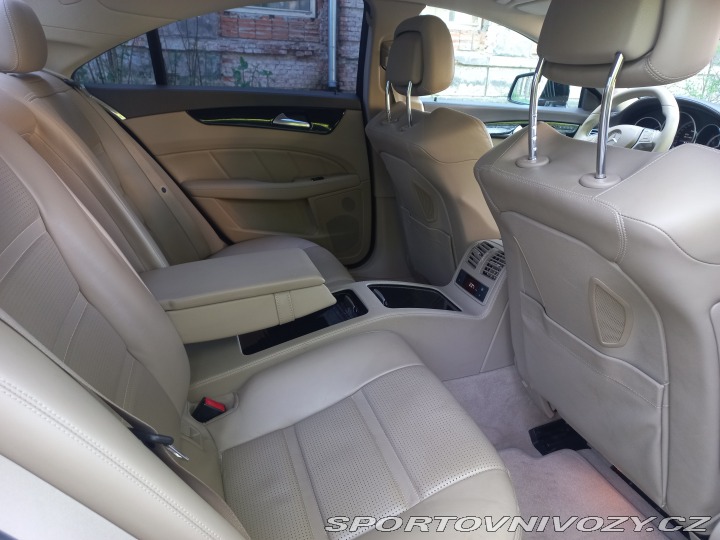 Mercedes-Benz CLS  2011