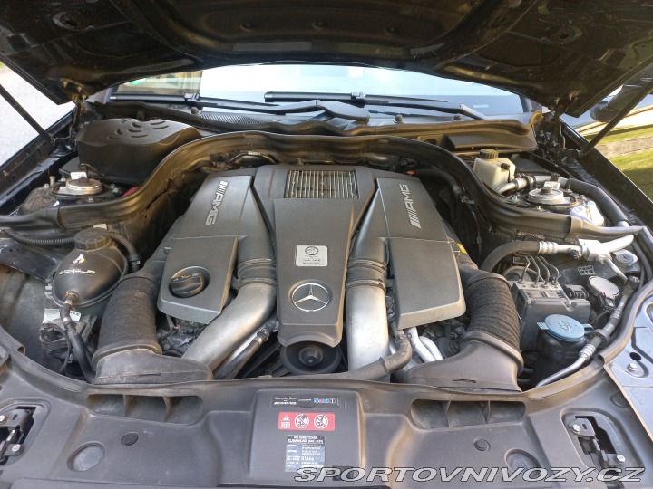 Mercedes-Benz CLS  2011