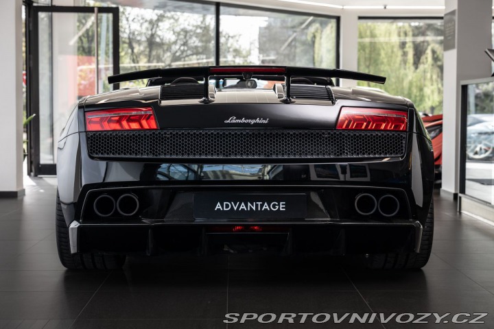 Lamborghini Ostatní modely Spyder Karbo/Alcantace/Ka 2014