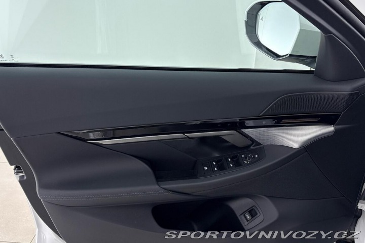 BMW 5 řady 5 Touring | 530e xDr 2025