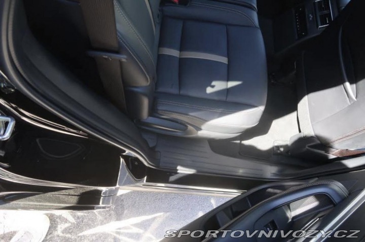 Mazda Ostatní modely CX-80 2.5L e-SKYACTIV PHEV AWD 2025