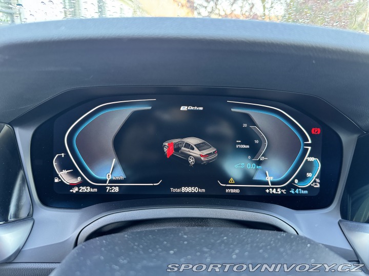 BMW 3 330e xDrive 2022