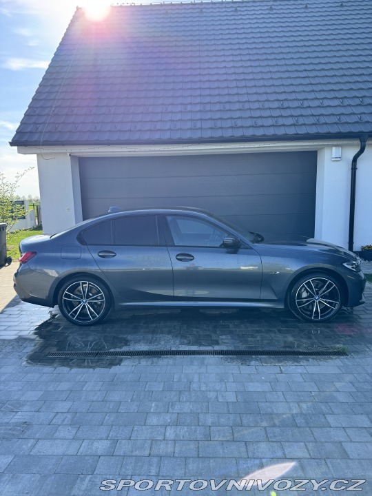 BMW 3 330e xDrive 2022
