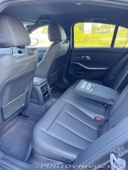 BMW 3 330e xDrive 2022