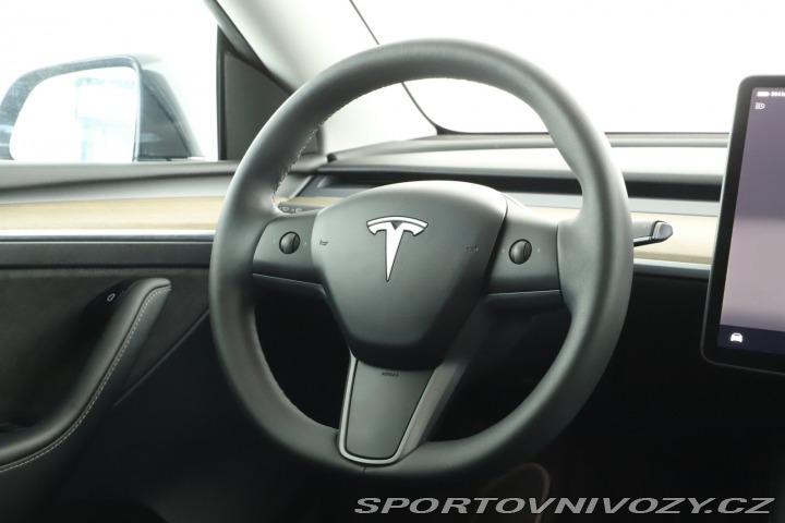 Tesla Model Y RWD LFP 60kWh 2023