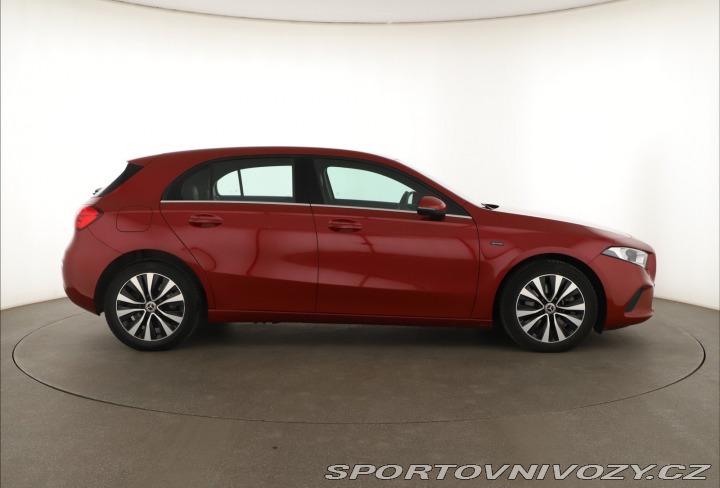 Mercedes-Benz A A 250 e 2020