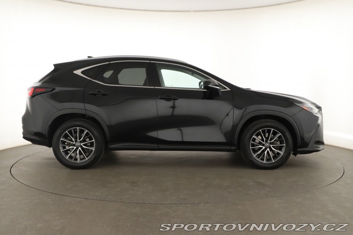 Lexus Ostatní modely NX  450h+ 2023