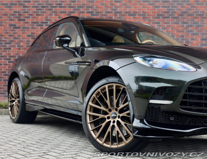 Aston Martin DBX 707, 4.0 V8 707PS | Mino 2025