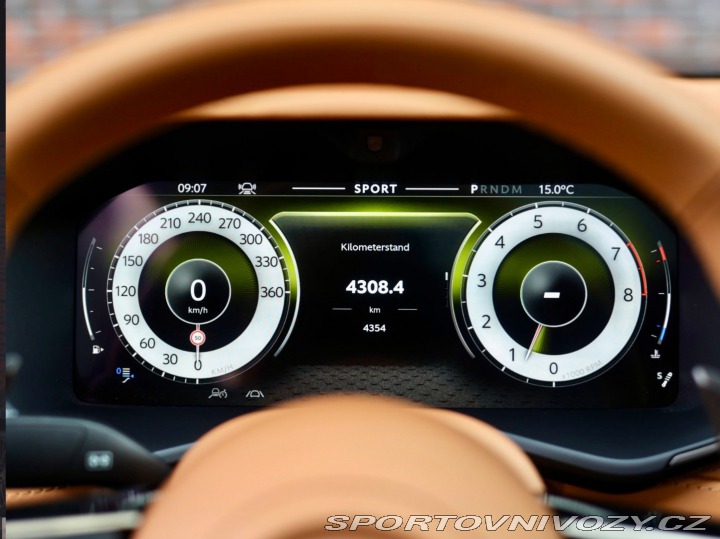 Aston Martin DBX 707, 4.0 V8 707PS | Mino 2025