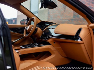 Aston Martin DBX 707, 4.0 V8 707PS | Mino 2025