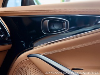 Aston Martin DBX 707, 4.0 V8 707PS | Mino 2025