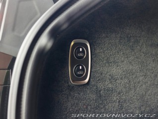 Aston Martin DBX 707, 4.0 V8 707PS | Mino 2025