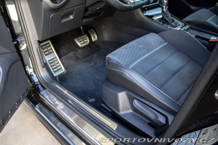 Volkswagen Golf Variant  GTD 2.0 TDI DSG 2017