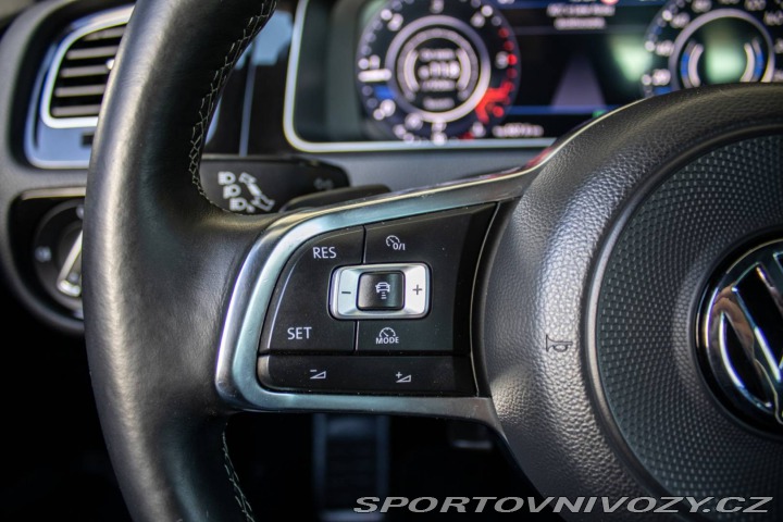 Volkswagen Golf Variant  GTD 2.0 TDI DSG 2017