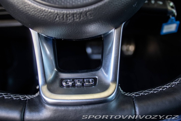 Volkswagen Golf Variant  GTD 2.0 TDI DSG 2017