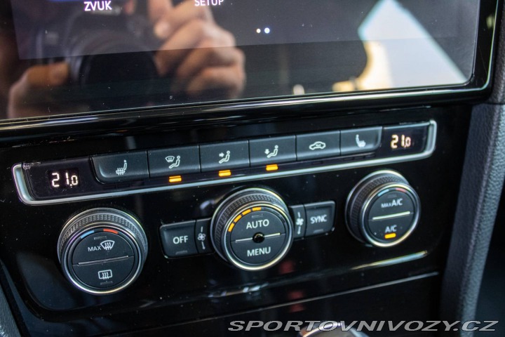 Volkswagen Golf Variant  GTD 2.0 TDI DSG 2017