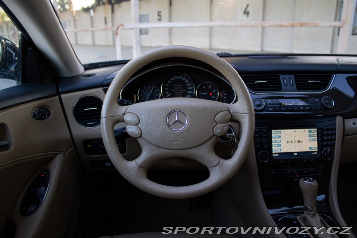Mercedes-Benz CLS Kupé  320 CDI / AJ NA SPL 2007