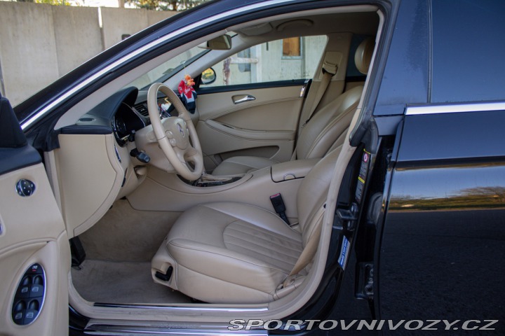 Mercedes-Benz CLS Kupé  320 CDI / AJ NA SPL 2007