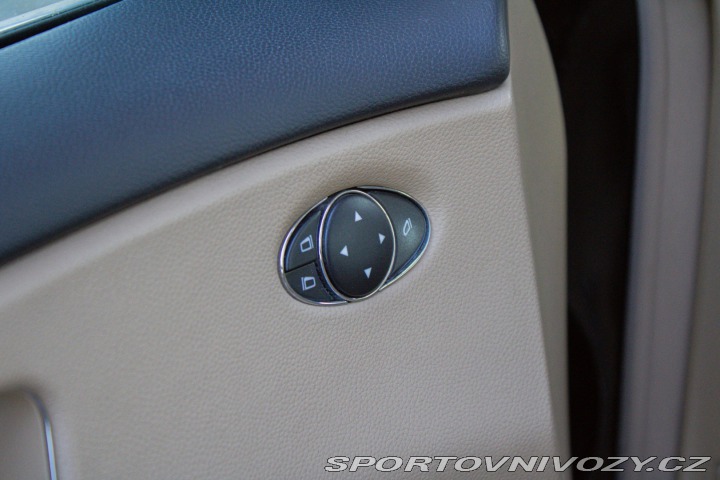 Mercedes-Benz CLS Kupé  320 CDI / AJ NA SPL 2007