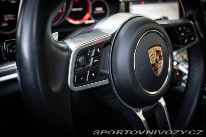 Porsche Panamera GTS / FINANCOVANIE / PRO 2019