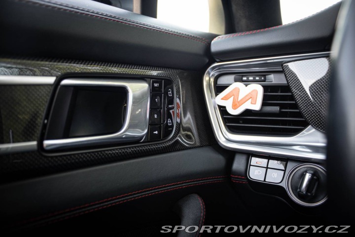 Porsche Panamera GTS / FINANCOVANIE / PRO 2019