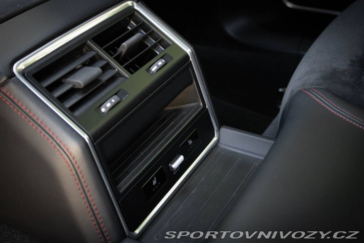 Porsche Panamera GTS / FINANCOVANIE / PRO 2019