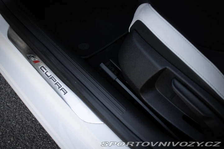 Seat Leon 2.0 TSI DSG Cupra / AJ N 2016