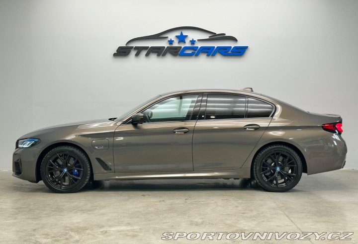 BMW 5 545e xDrive M Sport / La 2021