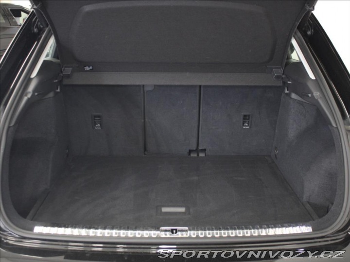 Audi Ostatní modely Q3 2,0 TDi S-Line 54tkm. 1.m 2023