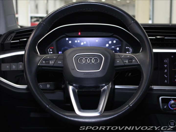 Audi Ostatní modely Q3 2,0 TDi S-Line 54tkm. 1.m 2023