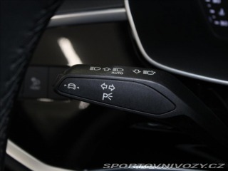 Audi Ostatní modely Q3 2,0 TDi S-Line 54tkm. 1.m 2023